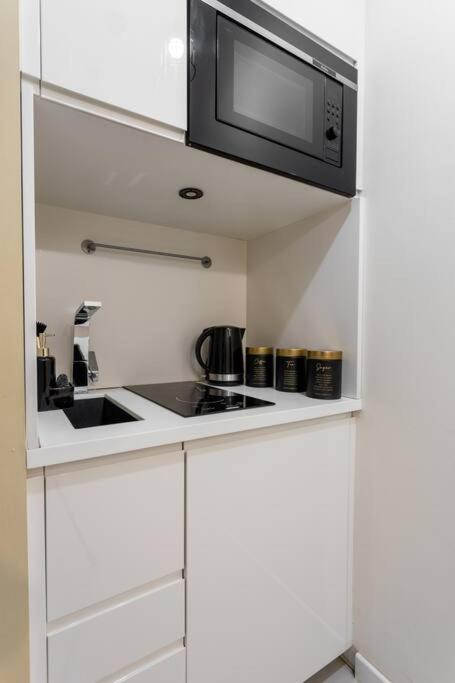 Close-Urban Chic - City Center - Studio Apartment - Plac Konstytucji Βαρσοβία Εξωτερικό φωτογραφία